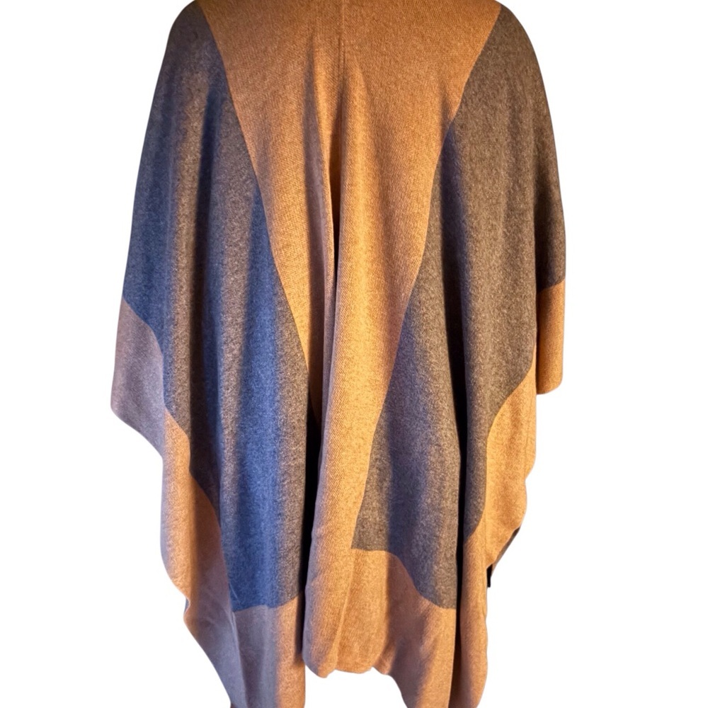 Elegant Tan and Gray Women's Wrap Poncho Sweater - Picture 2 of 4